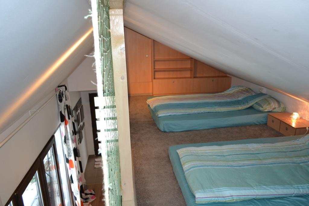Happy Place - Casuta Galbena Domnesti  Zimmer foto
